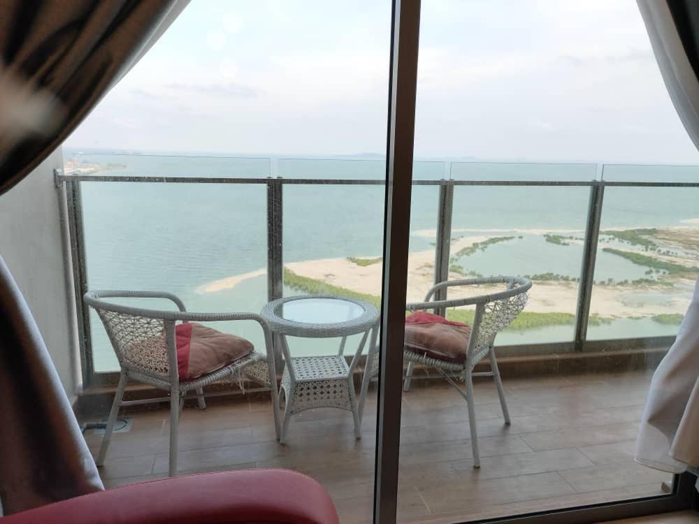 Silverscape Residences By Nestcove Malacca Esterno foto